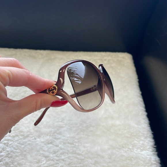 GUCCI 60mm Oversized Square Sunglasses - Picture 10 of 13